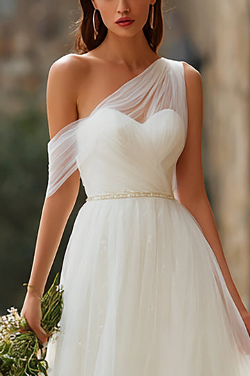 Robe de mariée longue longue à col asymétrique en tulle ivoire simple